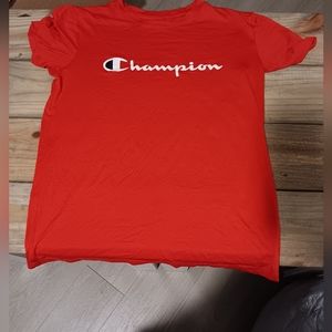 Red Champion t shirt boys 18/20